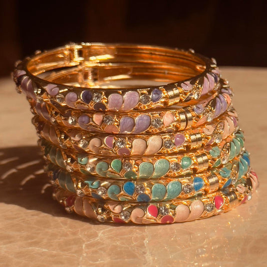 Flora Petal Bangle