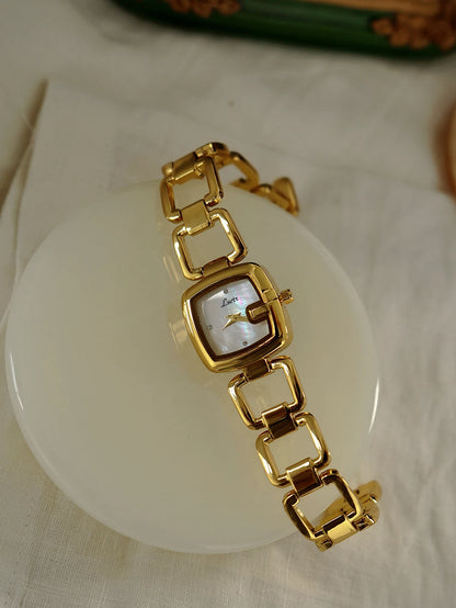 Aria Watch