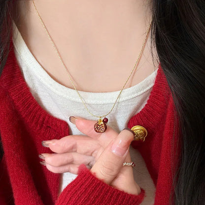 Pomella Pendant
